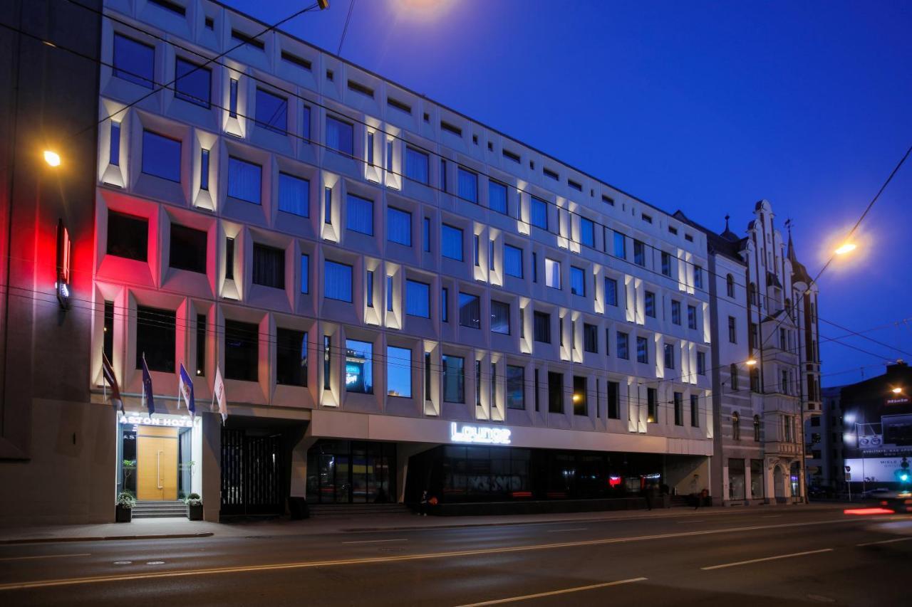 Aston Hotel Рига Екстериор снимка