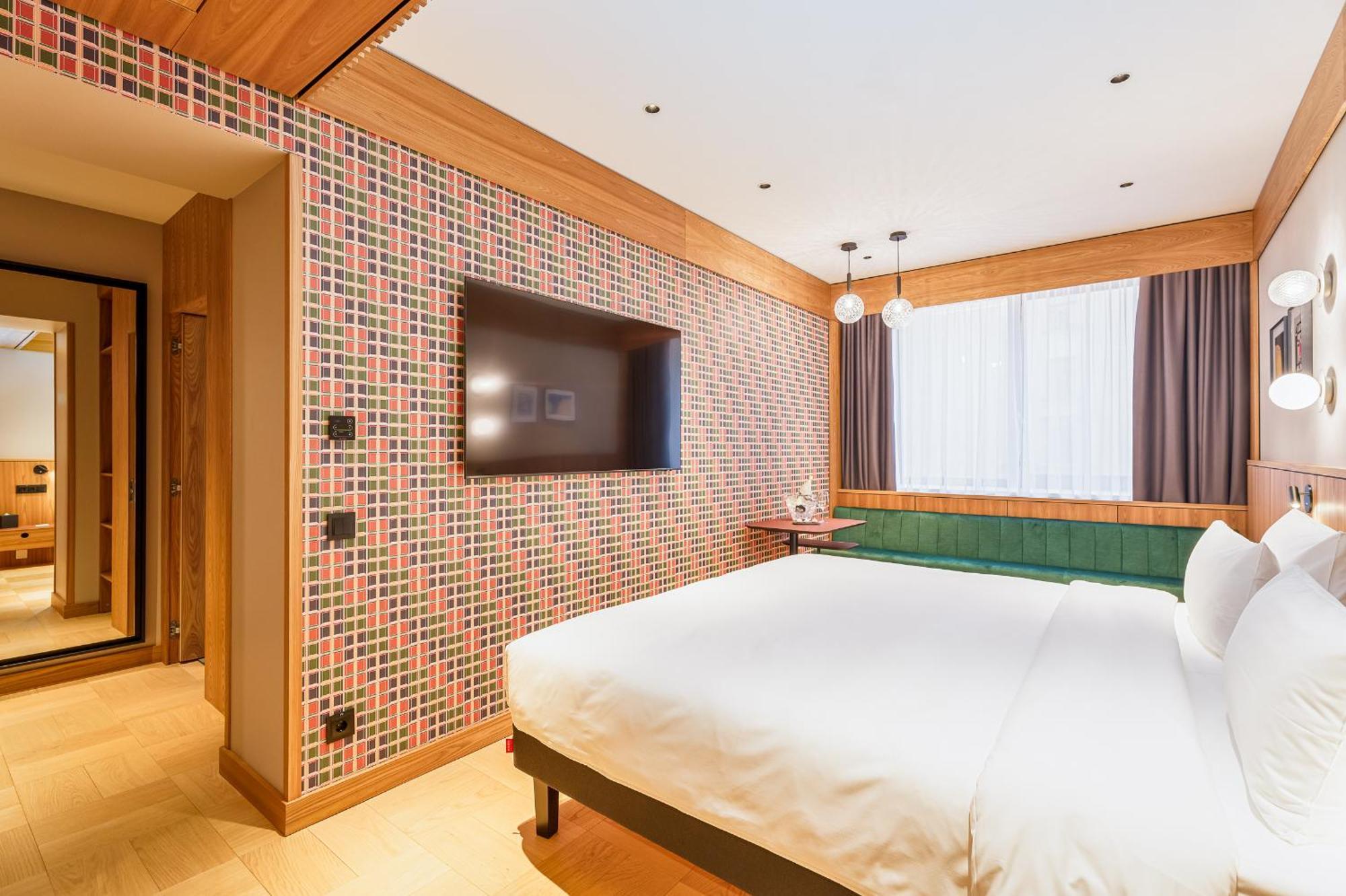 Aston Hotel Рига Екстериор снимка