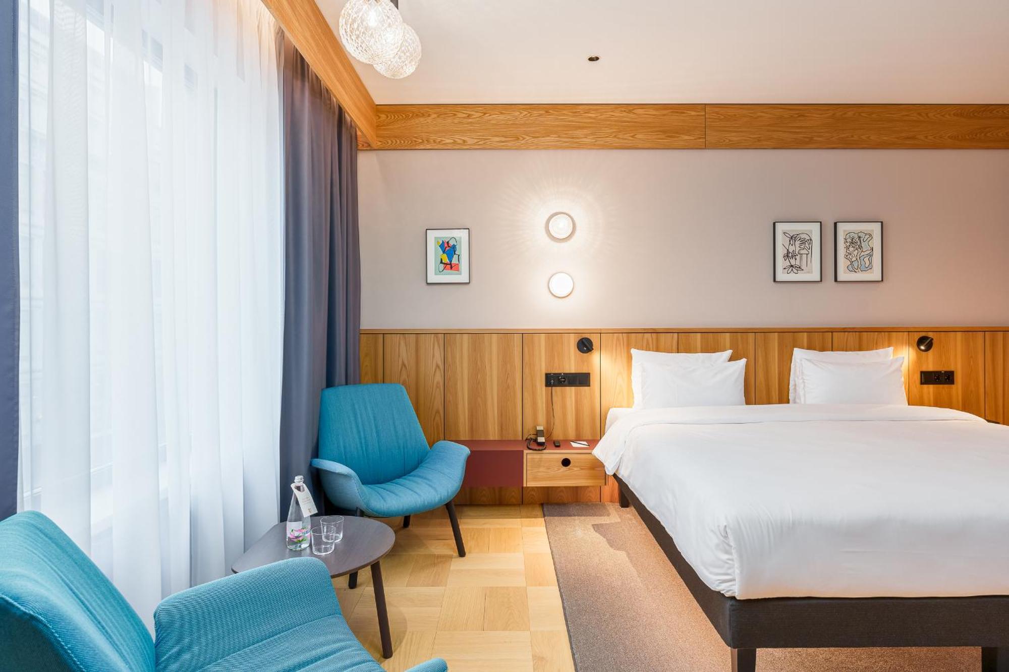 Aston Hotel Рига Екстериор снимка