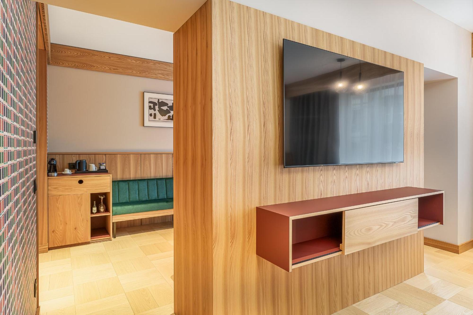 Aston Hotel Рига Екстериор снимка