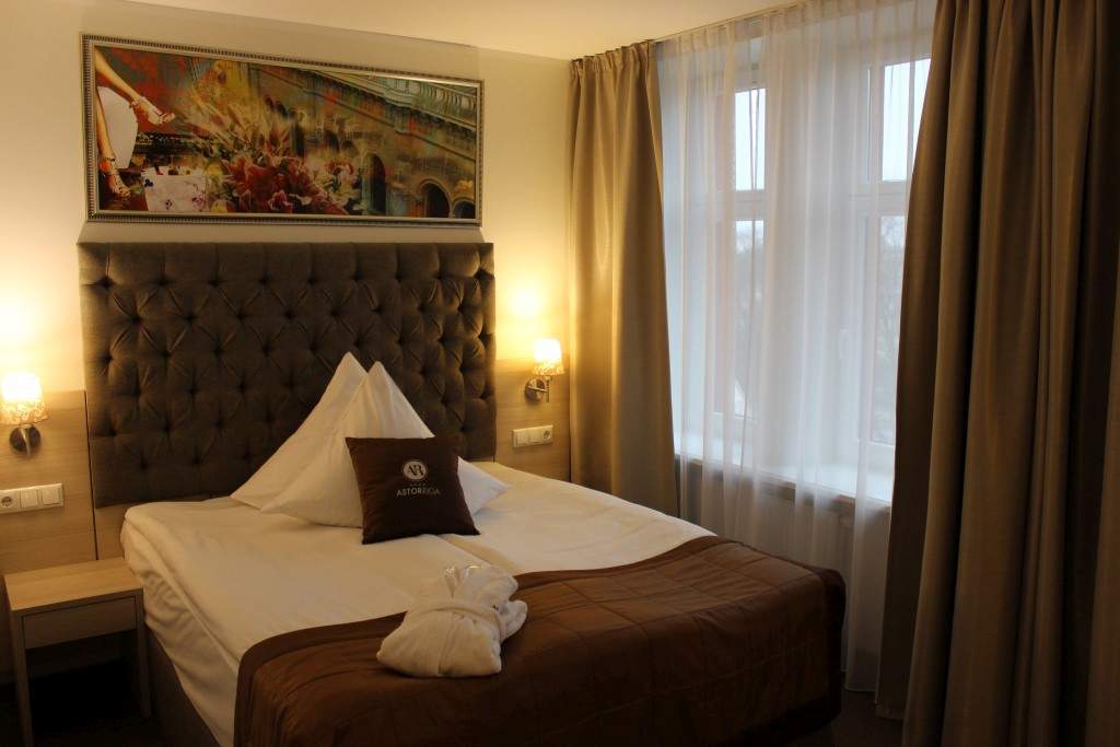 Aston Hotel Рига Екстериор снимка