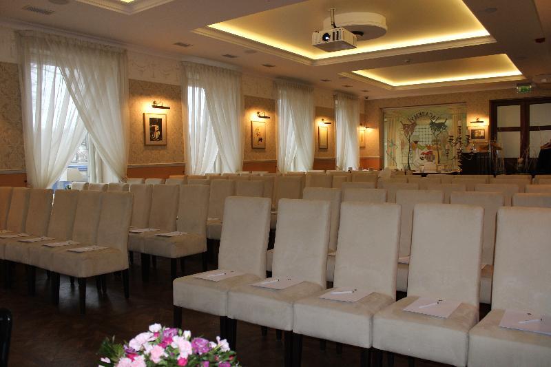 Aston Hotel Рига Екстериор снимка